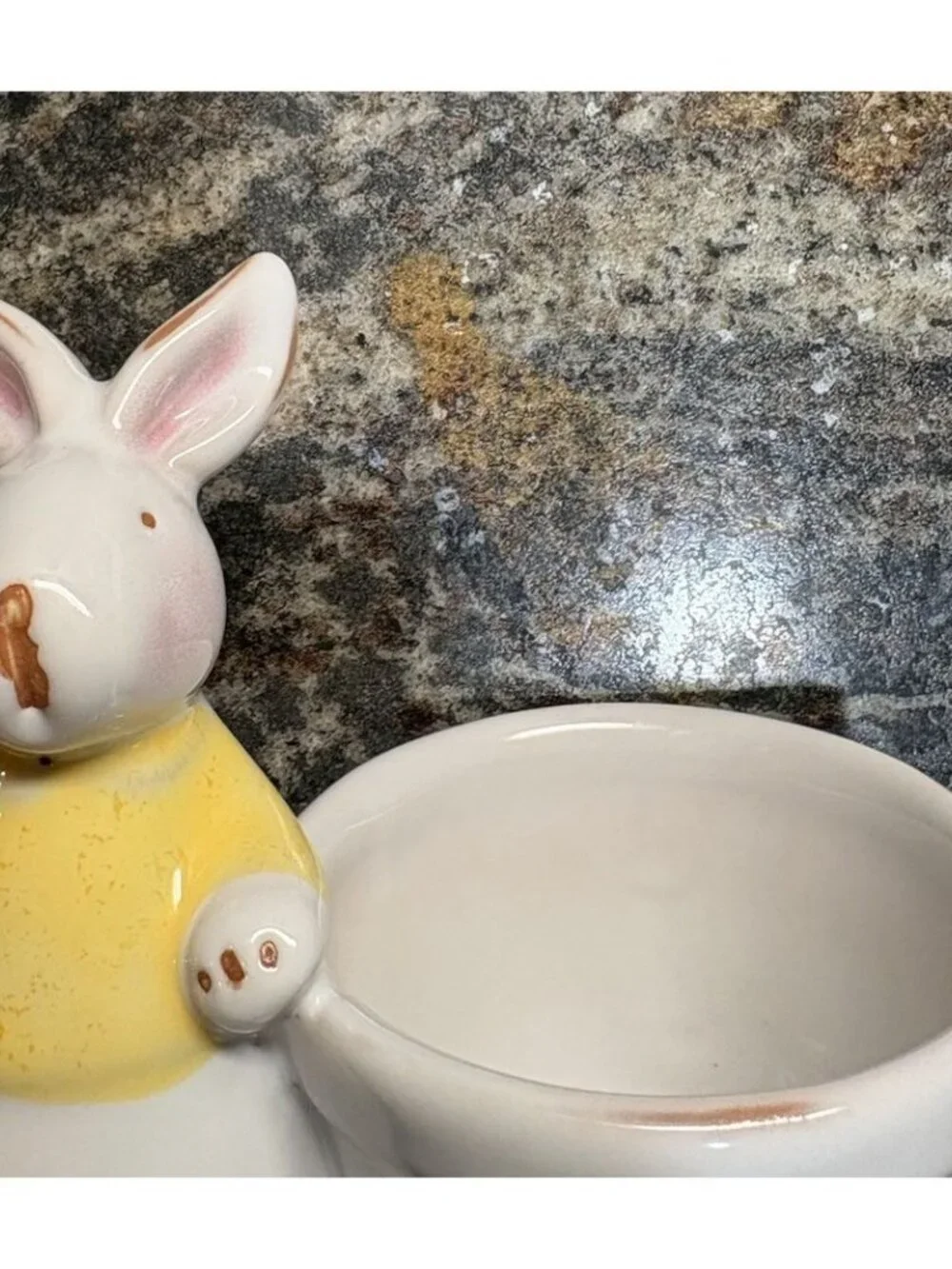 Sur La Table Easter Bunny Rabbit Container Ceramic Porcelain Holder 5 Inches
